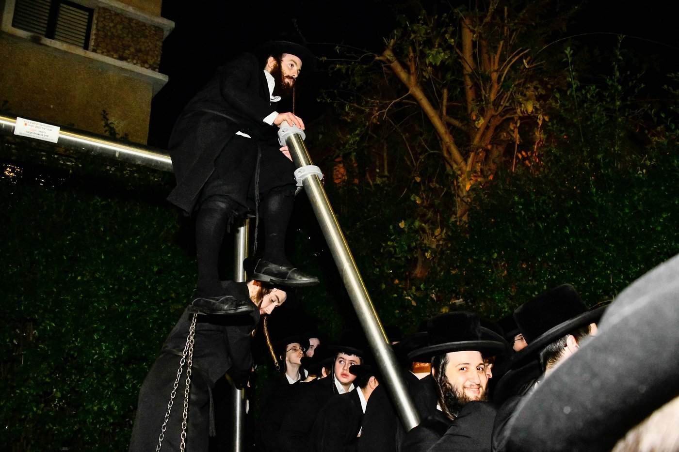 האדמו"ר ממכנובקא בעלזא במים שלנו