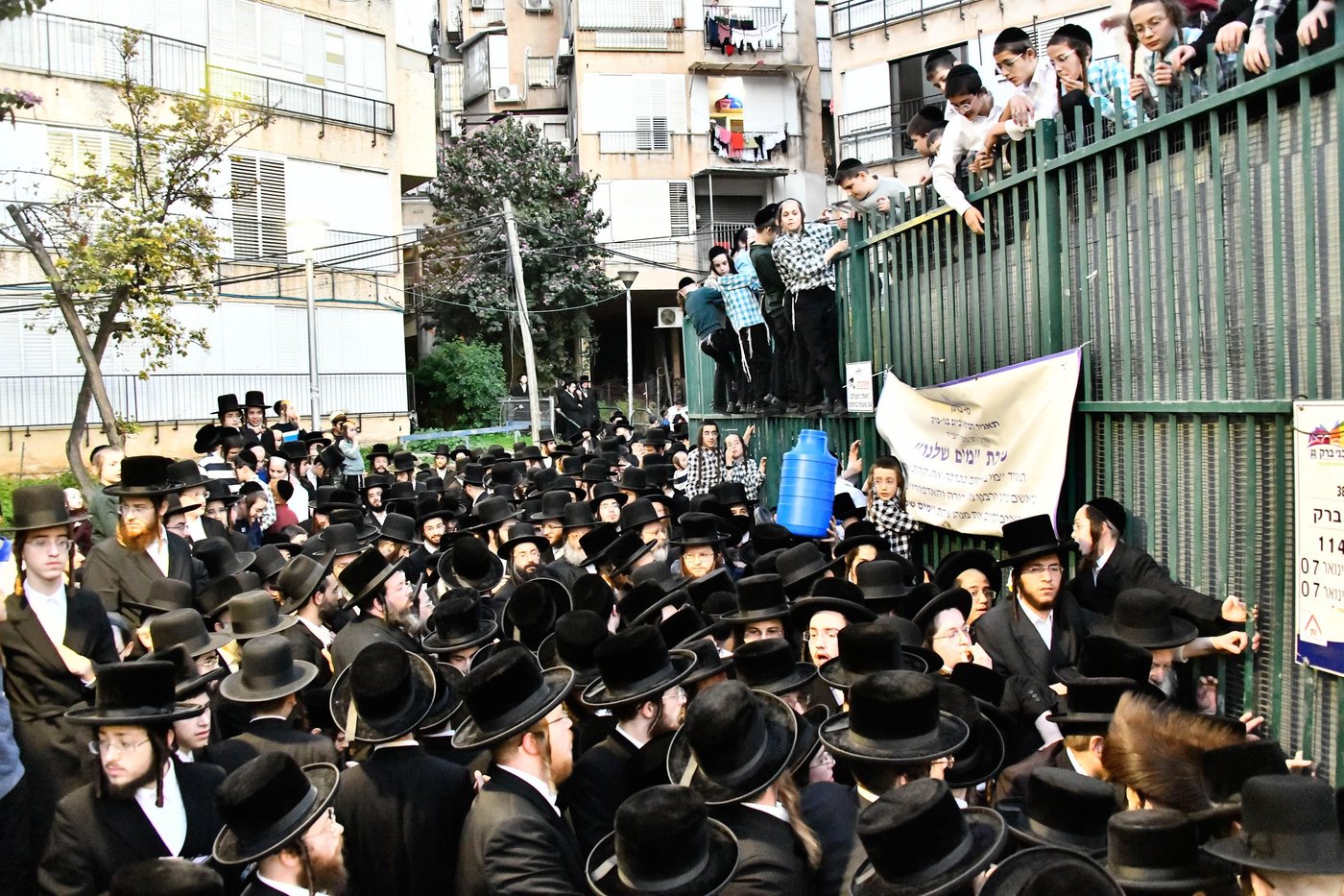 תושבי בני ברק במים שלנו