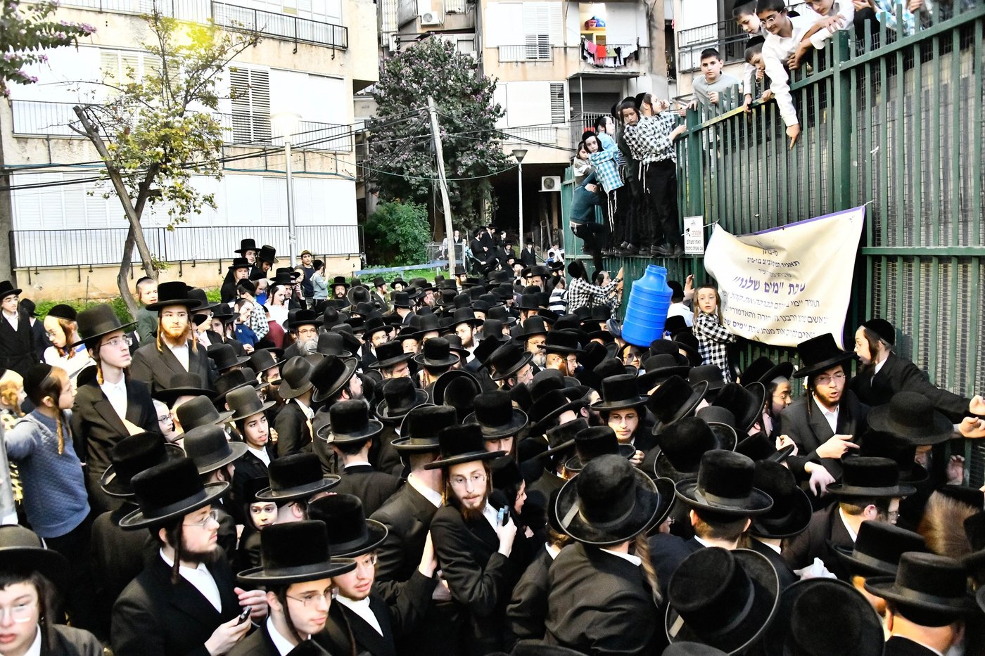 תושבי בני ברק במים שלנו