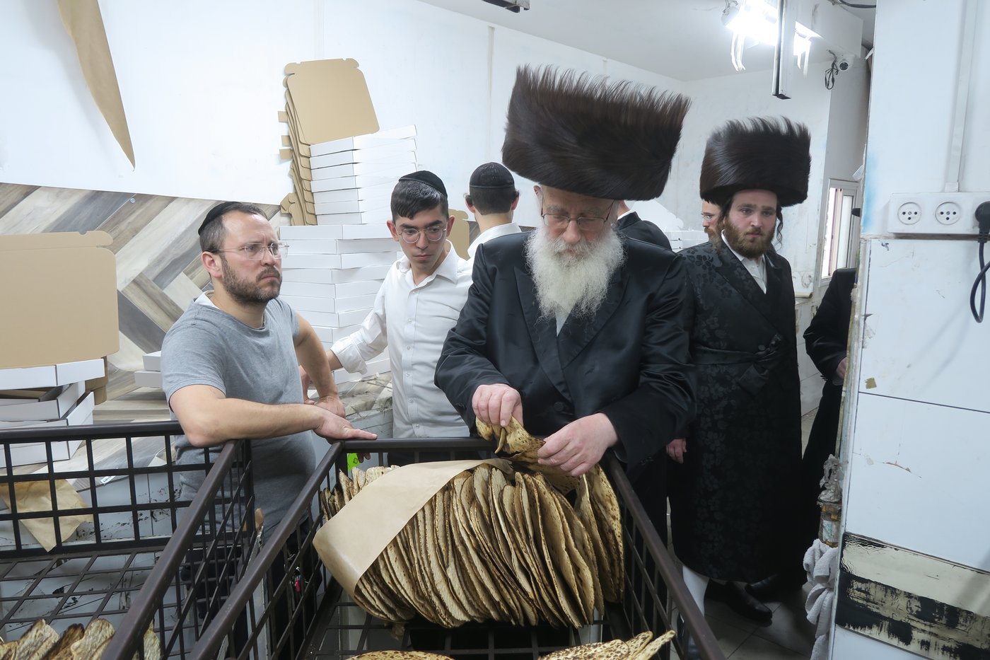 הגרש"א שטרן באפיית מצות