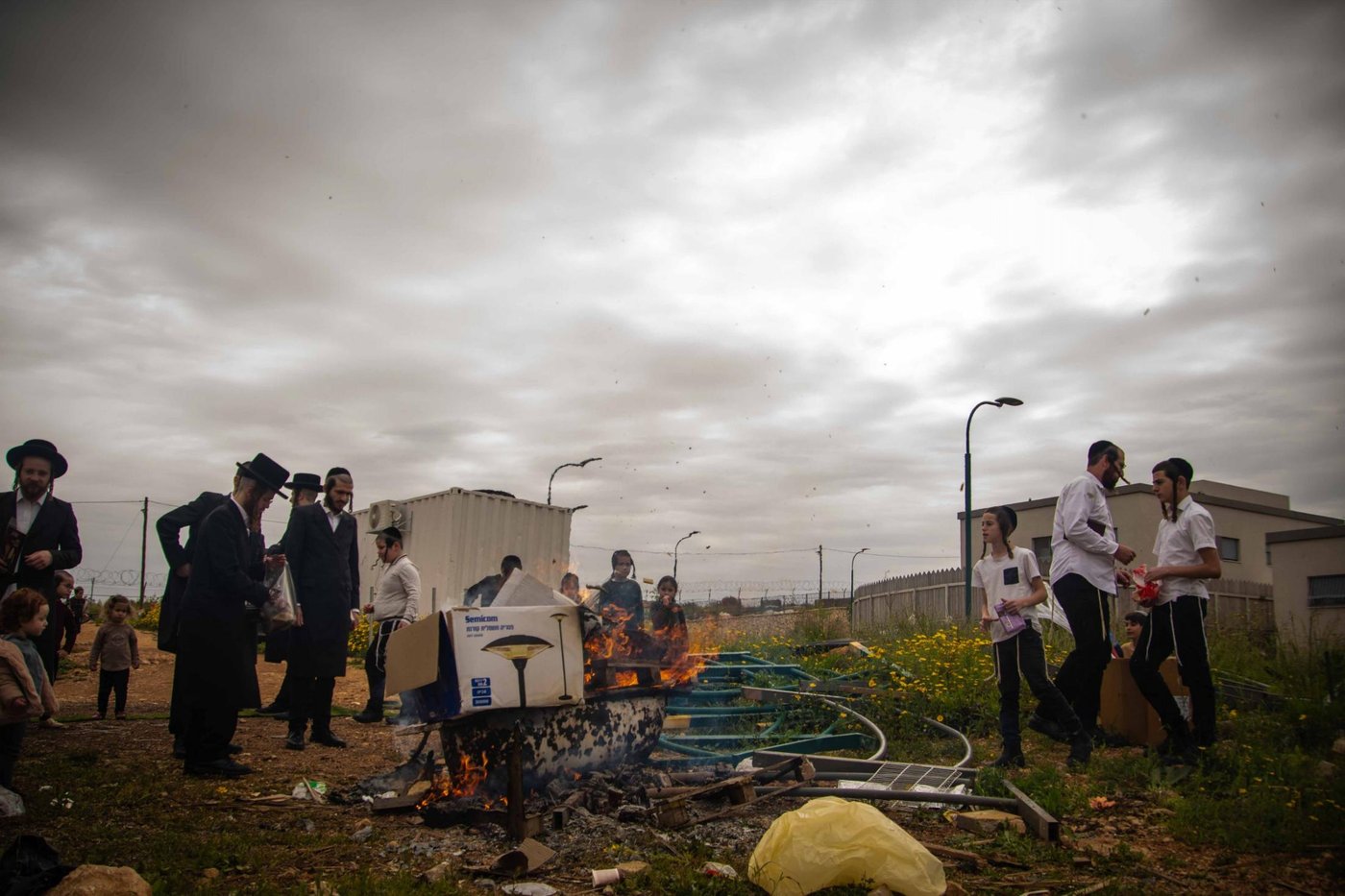 שריפת חמץ בעמנואל