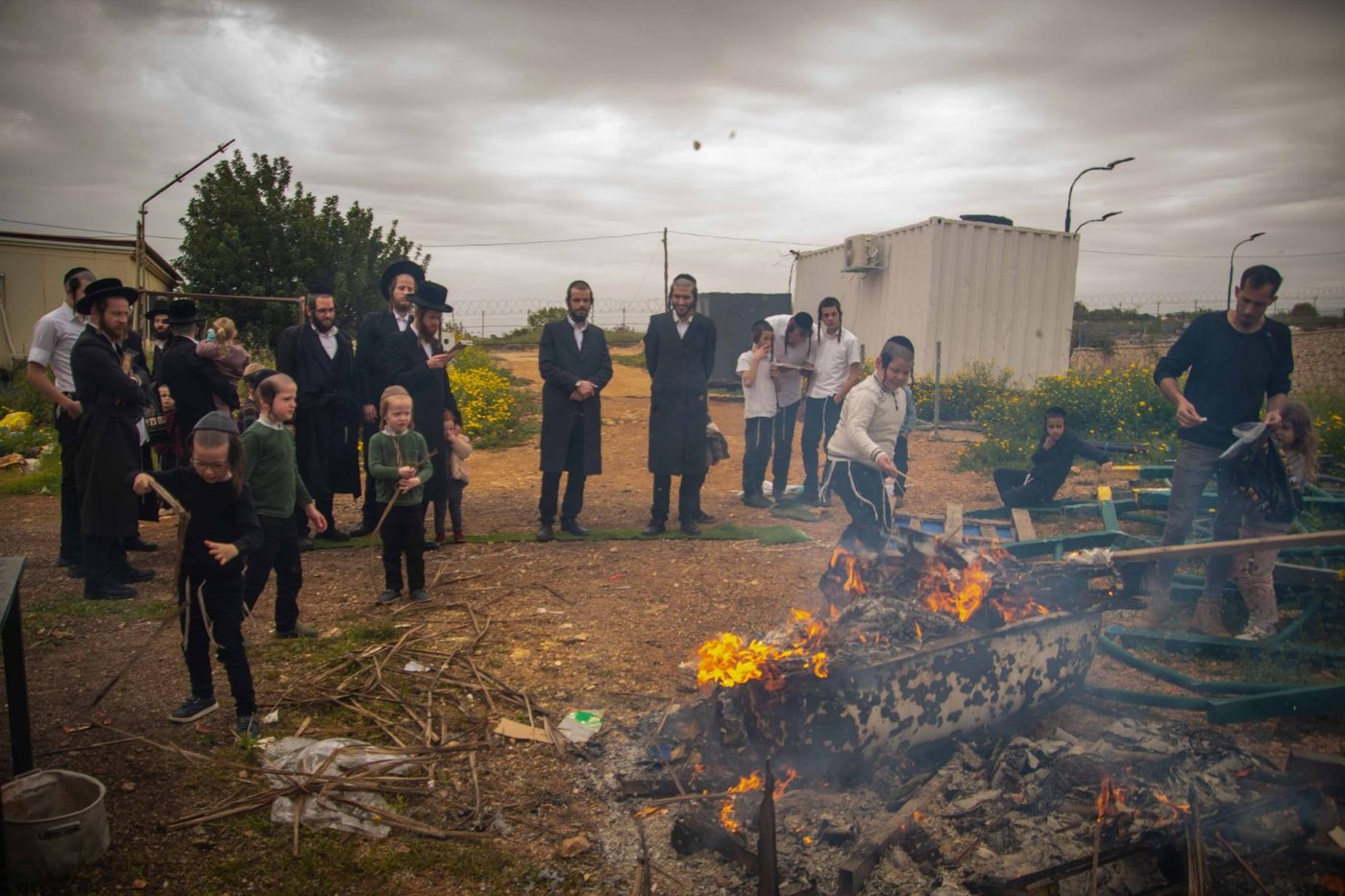 שריפת חמץ בעמנואל