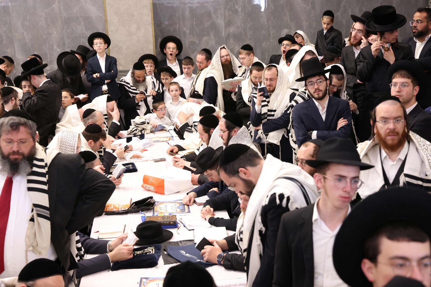 ברכת כהנים בהיכל ישיבת טשכנוב