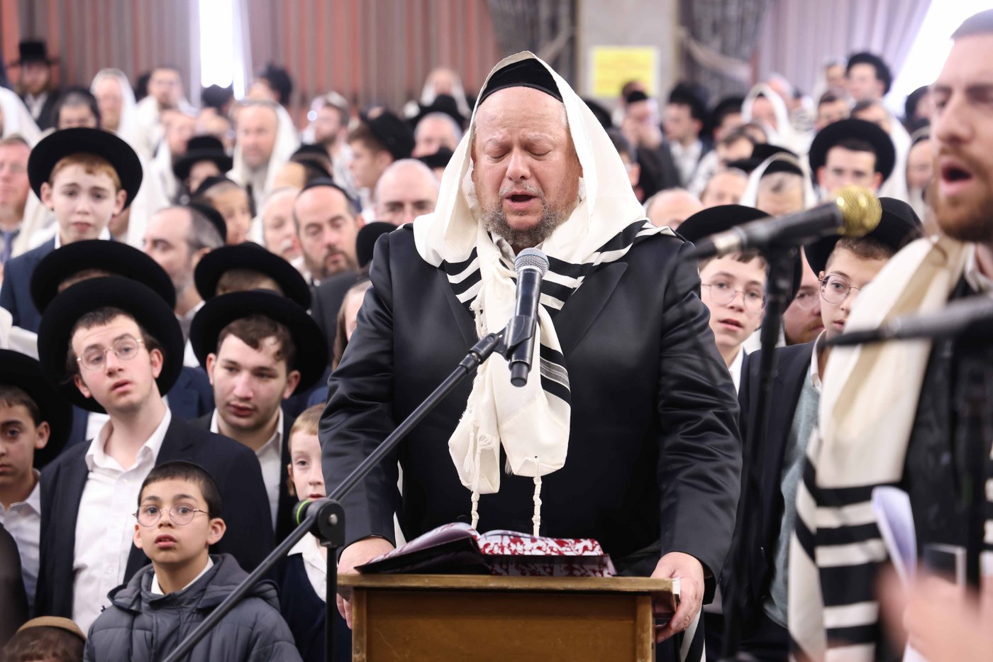 ברכת כהנים בהיכל ישיבת טשכנוב