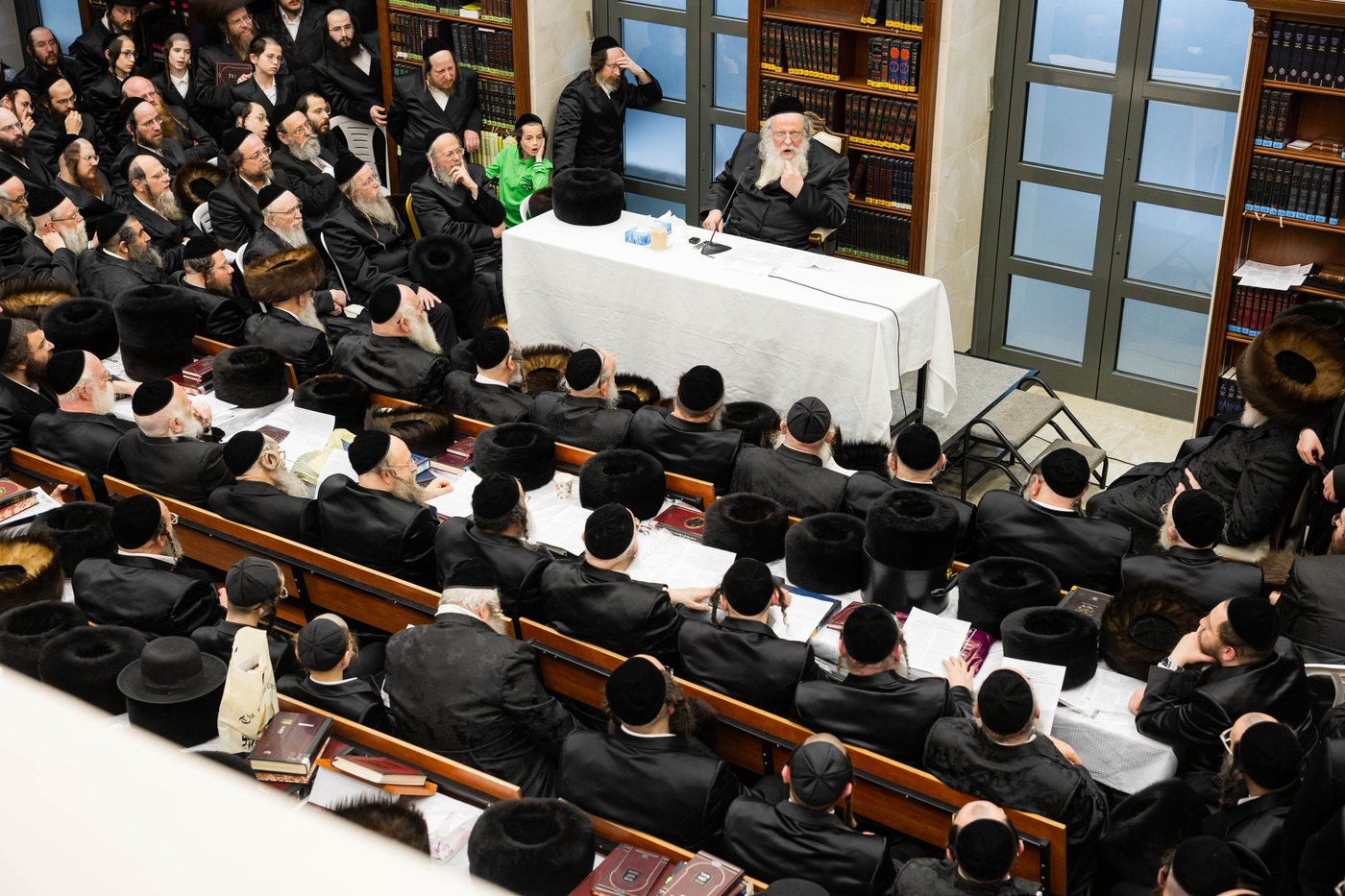 הגר"ש אלתר בשיעור חוה"מ פסח