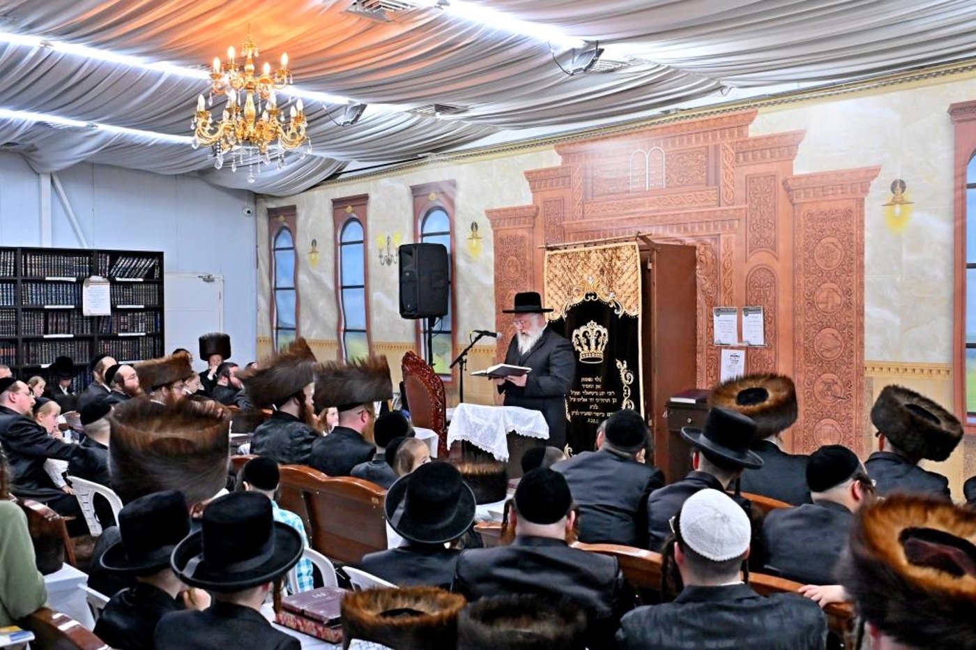 הגרחי"א לנדא בשיחה בביהמ"ד ספינקא בבית שמש