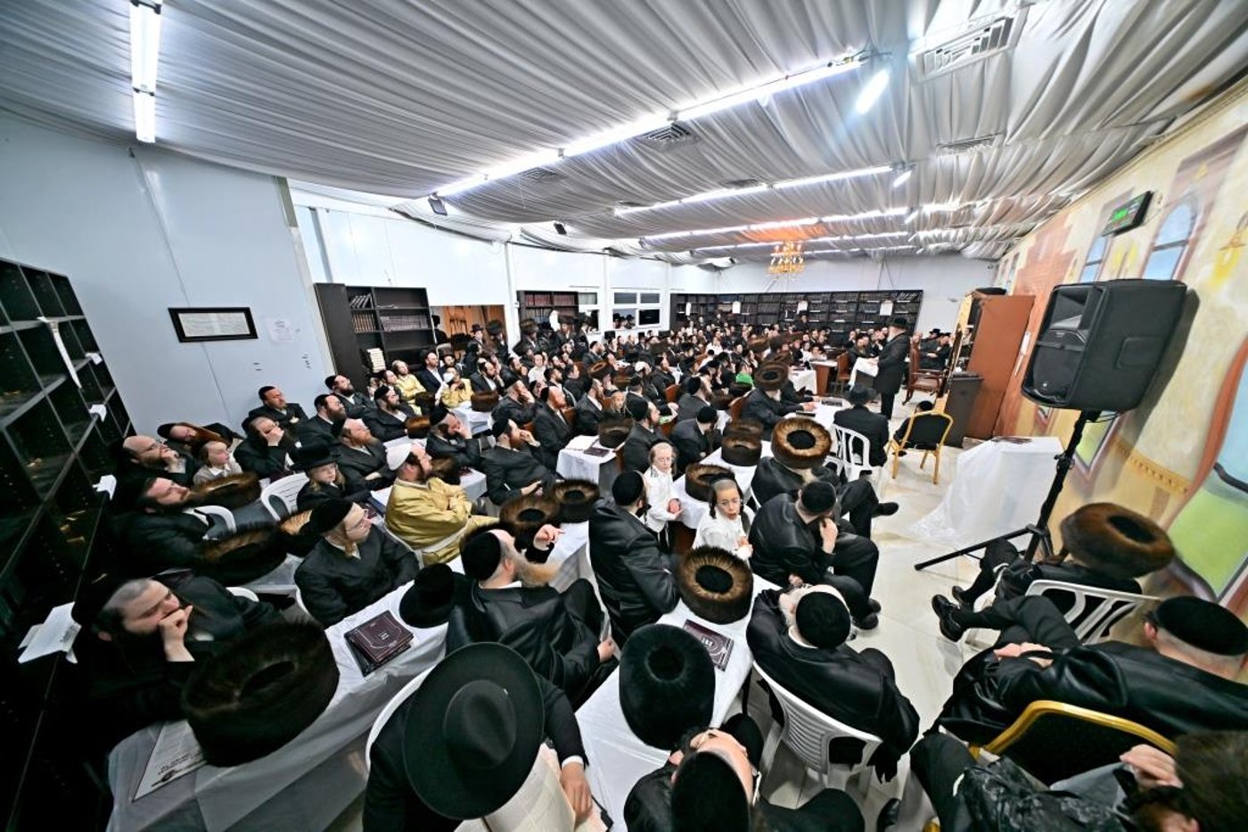 הגרחי"א לנדא בשיחה בביהמ"ד ספינקא בבית שמש