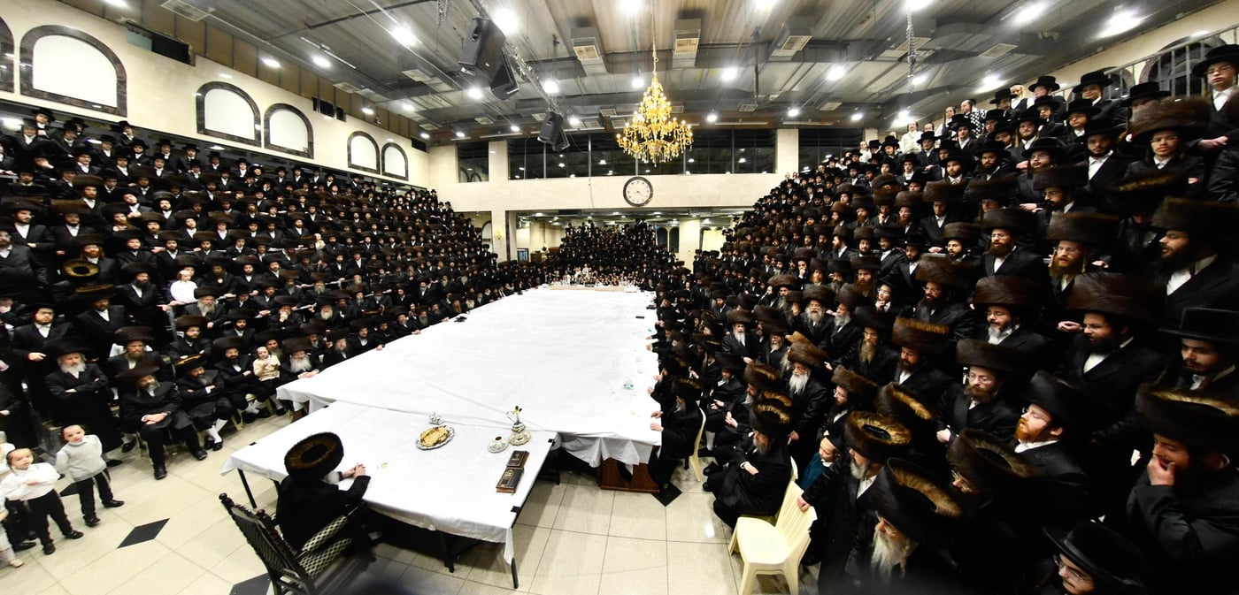 טיש נעילת החג פסח בדארג