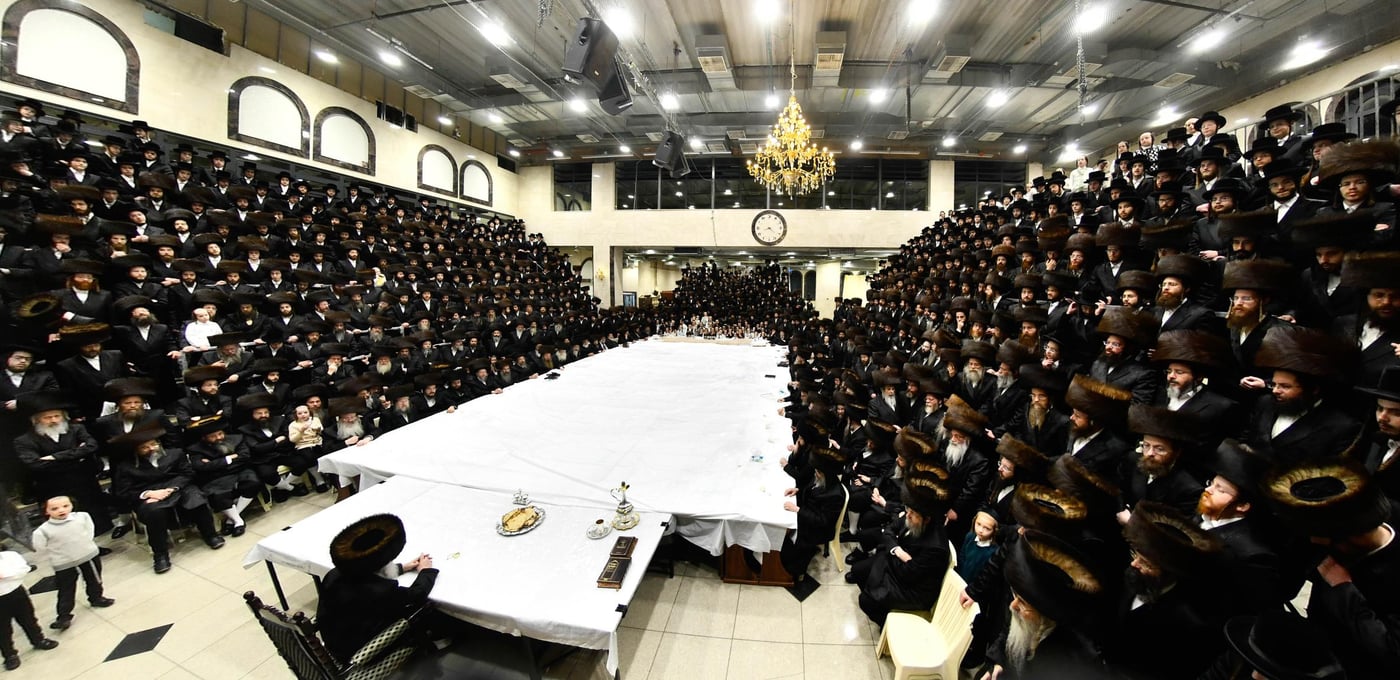 טיש נעילת החג פסח בדארג