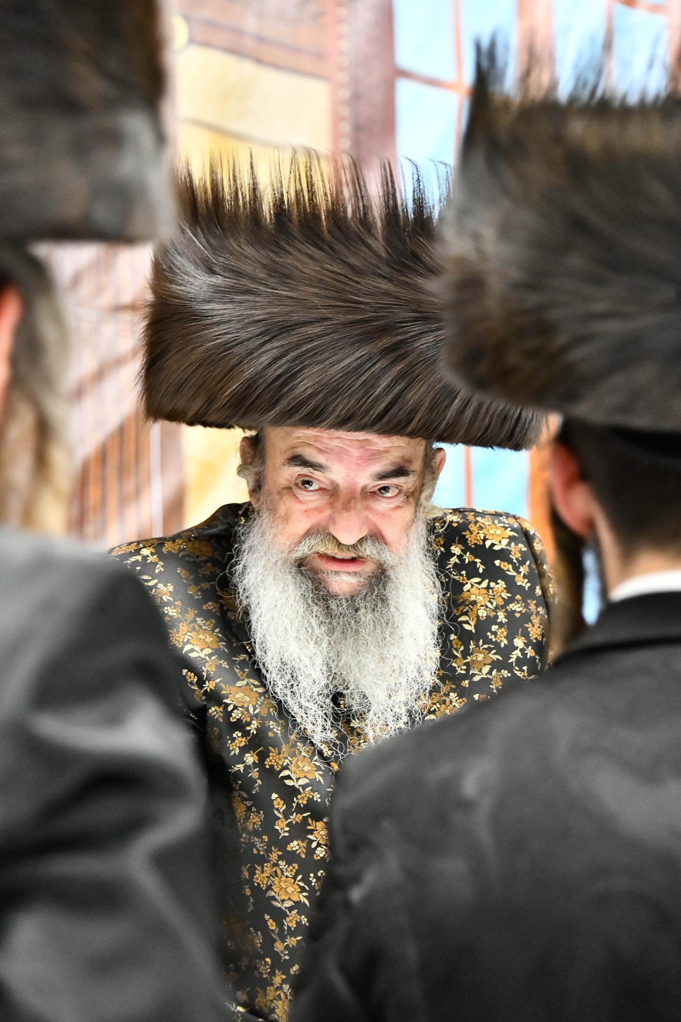 האדמו"ר מלעלוב בטיש חוה"מ פסח