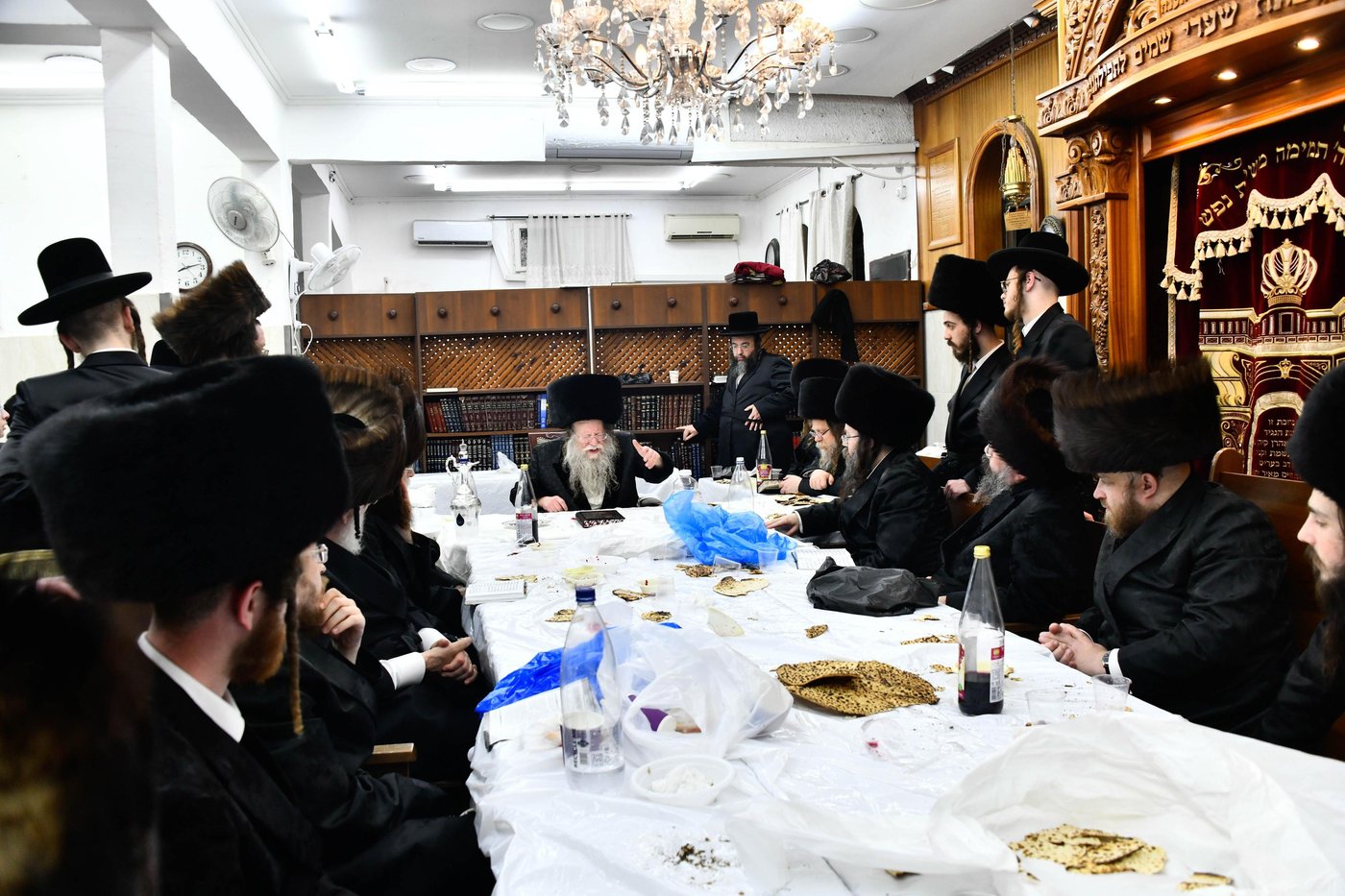 האדמו"ר מקוזמיר בנעילת החג