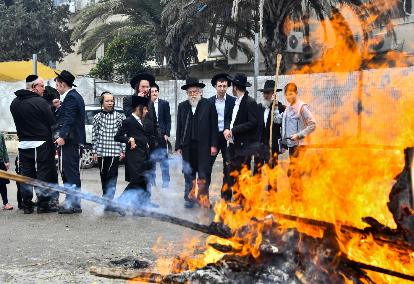 הגאון רבי בנימין אלישיב בשריפת חמץ