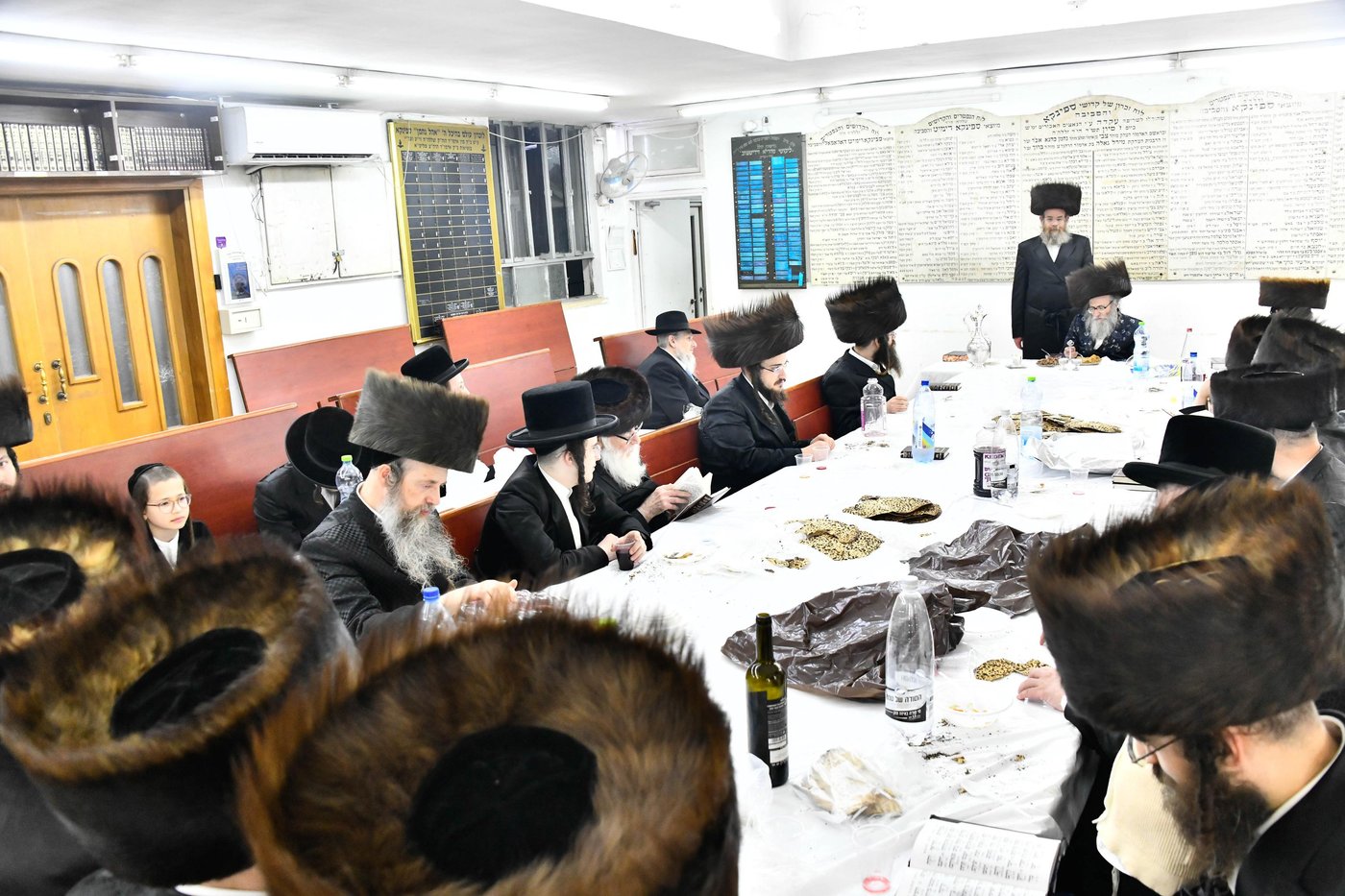 האדמו"ר מספינקא הושע בנעילת החג