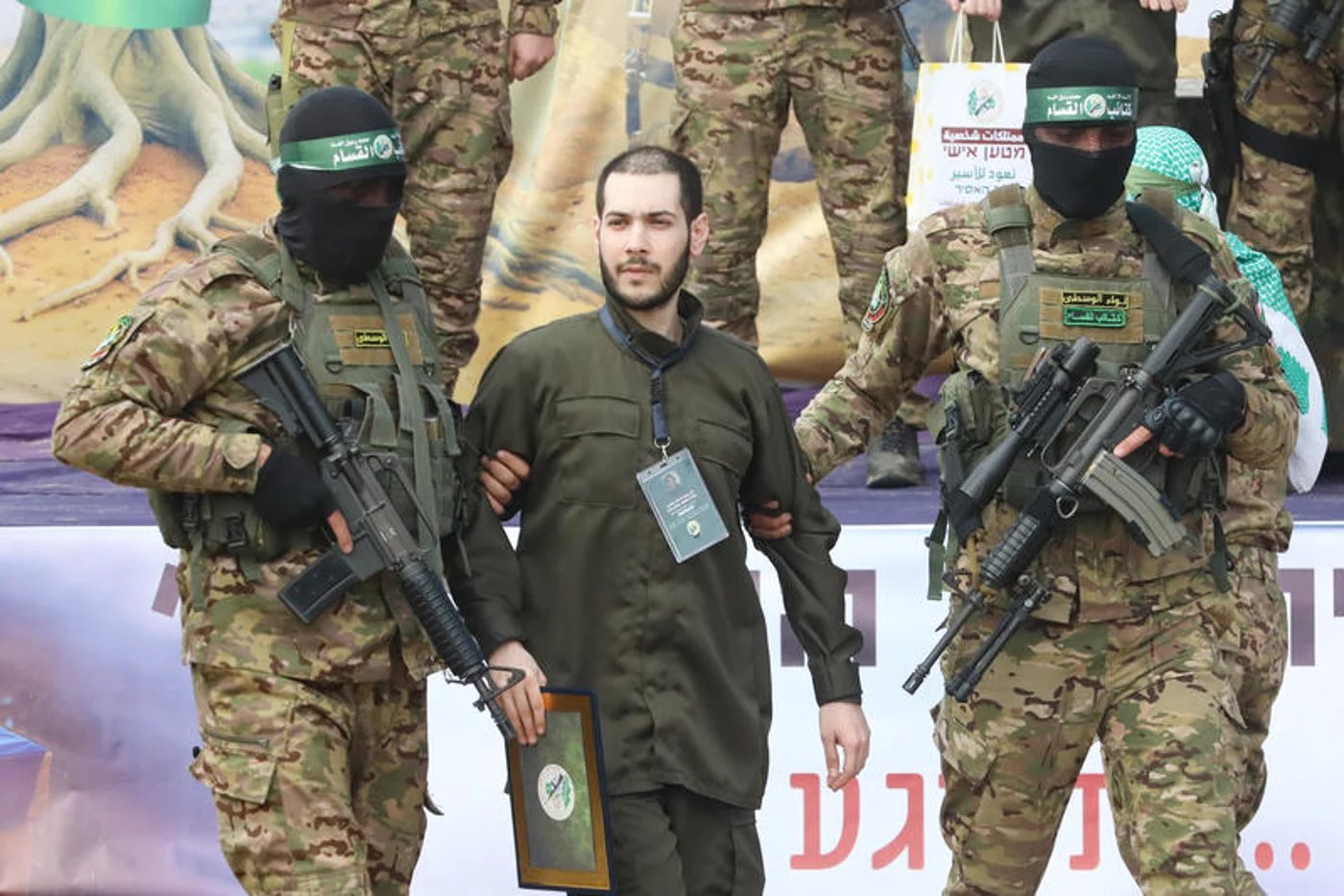 אלי-ה כהן ברגעי השחרור משבי חמאס