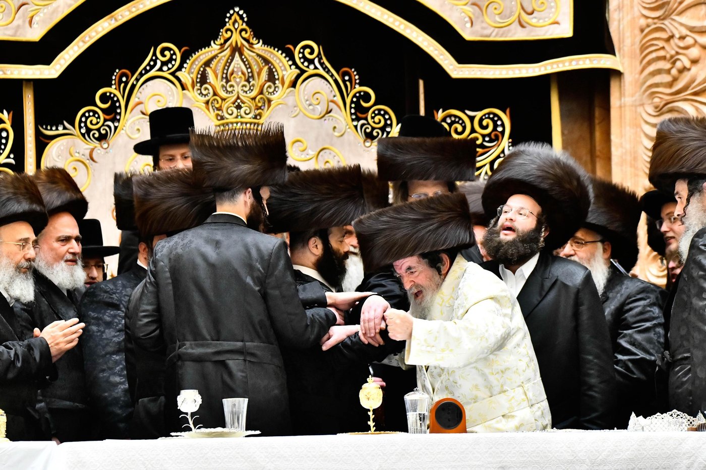 נעילת החג פסח בחצה"ק ויז'ניץ