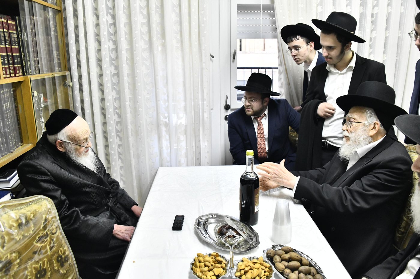 רבי בנימין אלישיב בביקור אצל אחיו רבי משה אלישיב