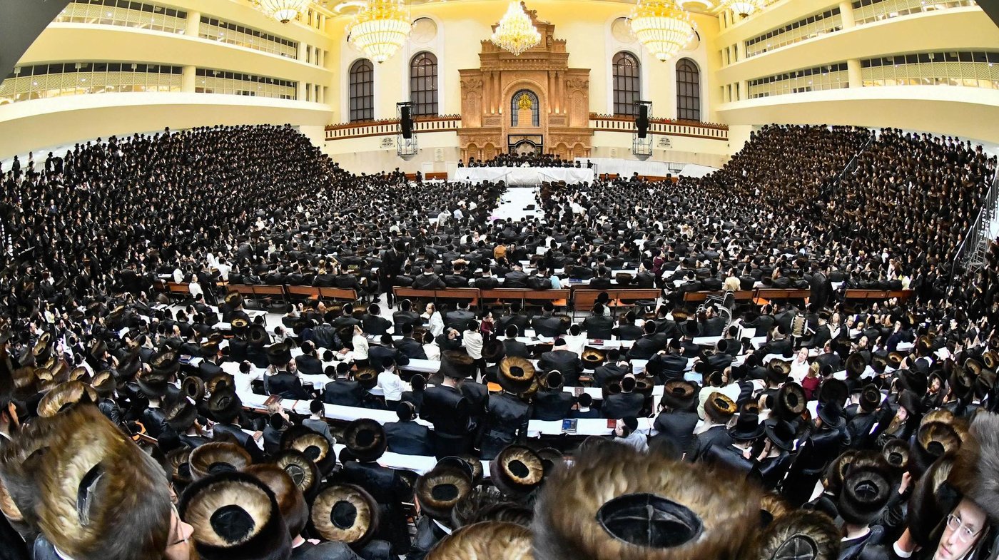 נעילת החג פסח בחצה"ק ויז'ניץ