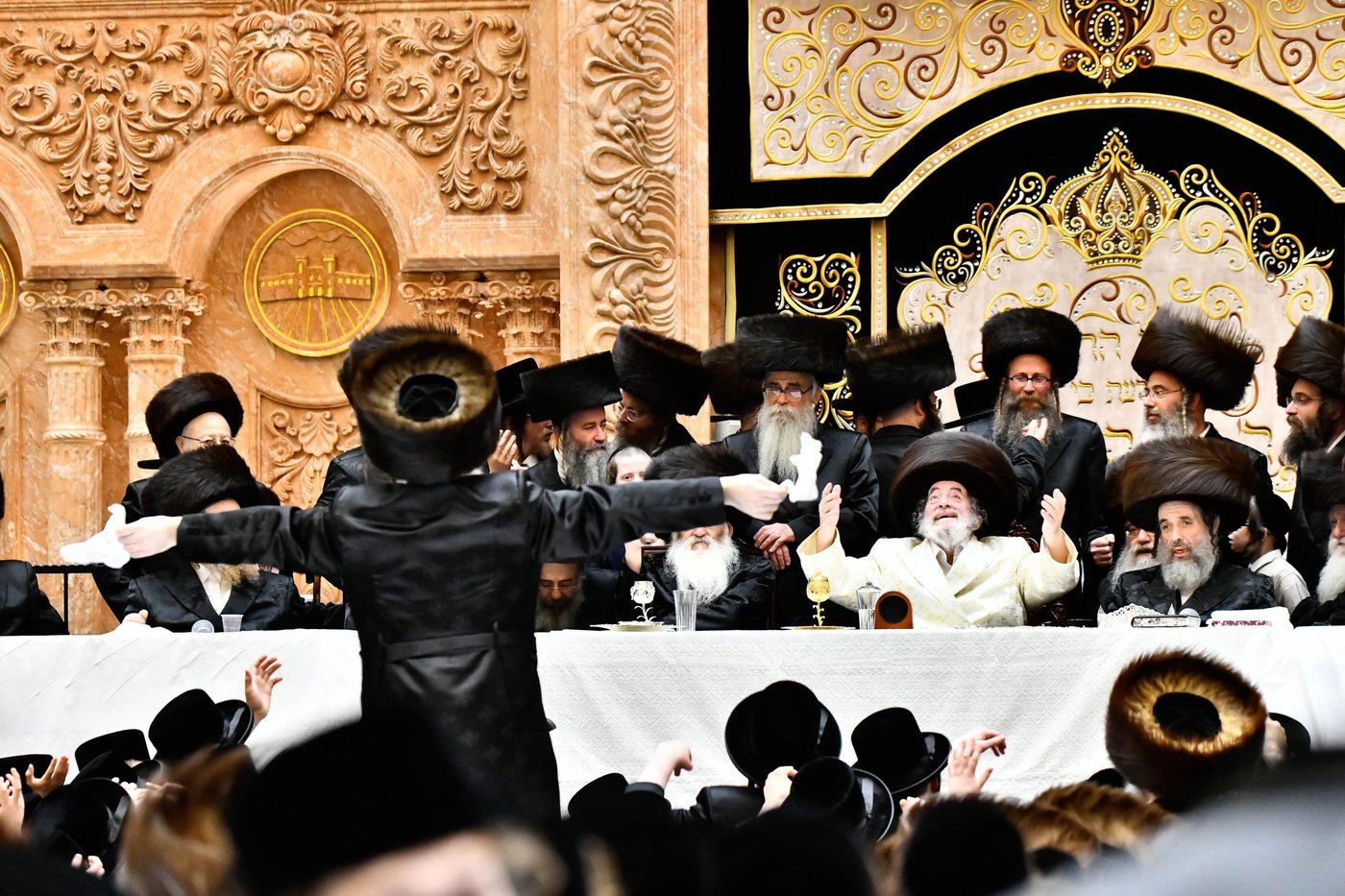 נעילת החג פסח בחצה"ק ויז'ניץ