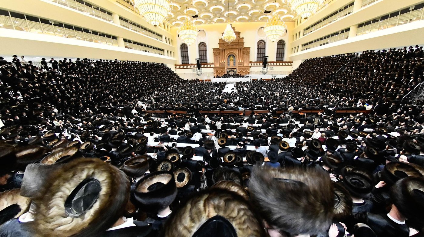 נעילת החג פסח בחצה"ק ויז'ניץ