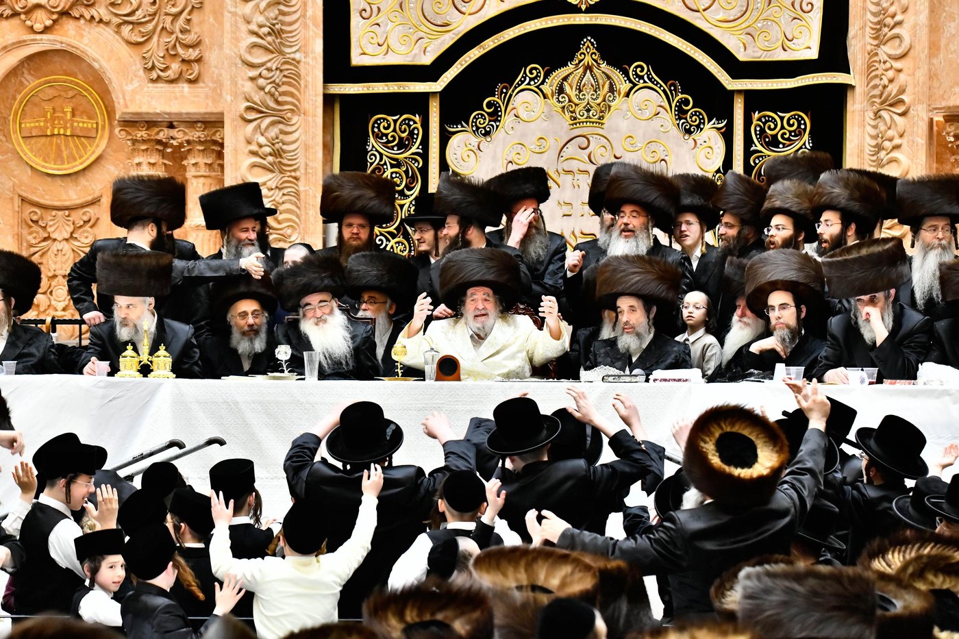 נעילת החג פסח בחצה"ק ויז'ניץ