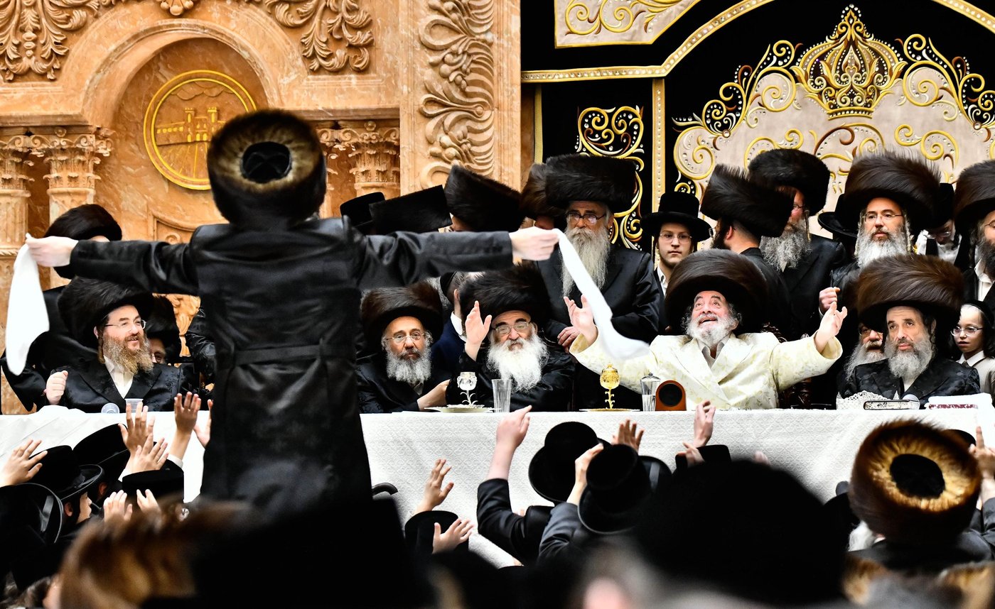 נעילת החג פסח בחצה"ק ויז'ניץ