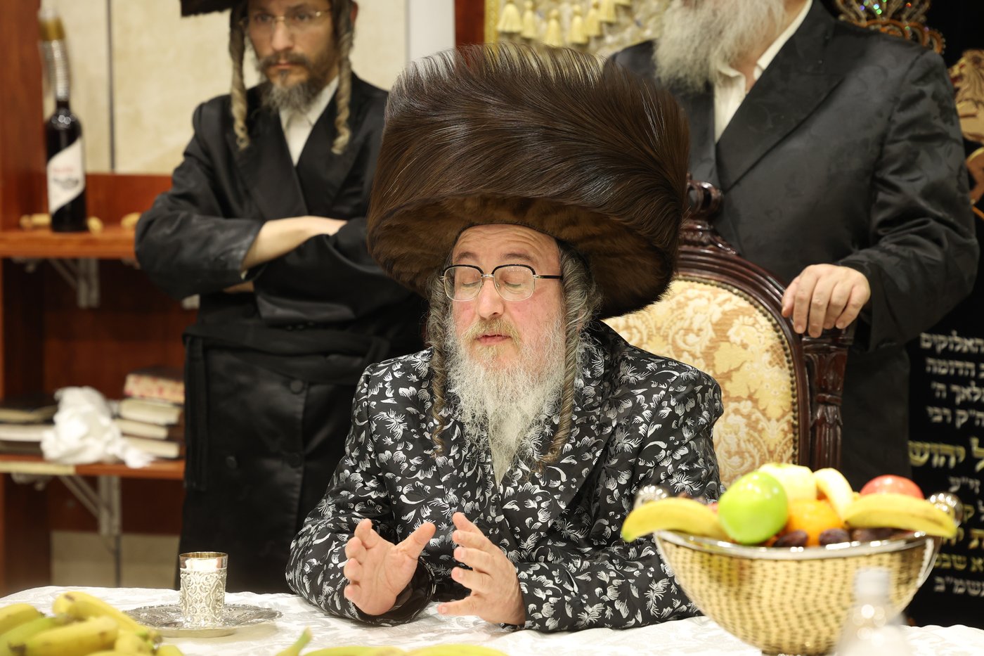 האדמו"ר מביאלה ב"ב בטיש חוה"מ פסח