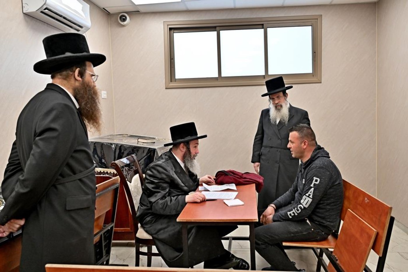 חג הפסח בחצה"ק ויזניץ