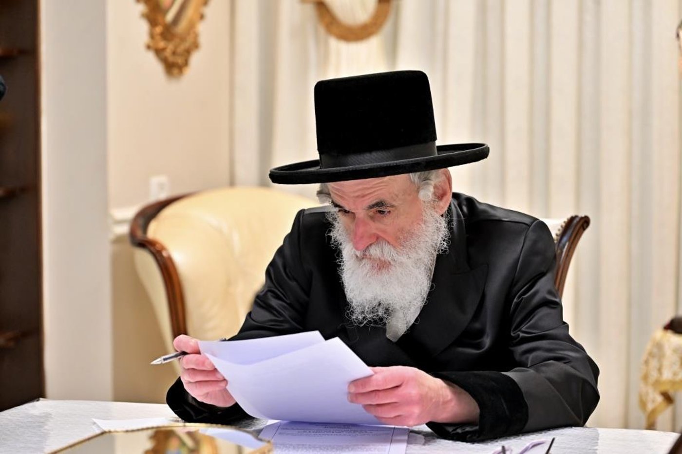 חג הפסח בחצה"ק ויזניץ