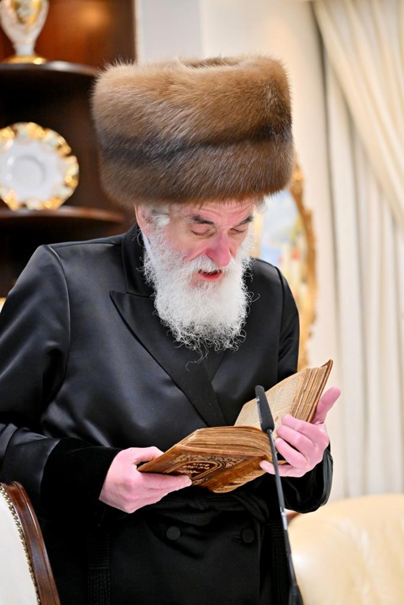 חג הפסח בחצה"ק ויזניץ