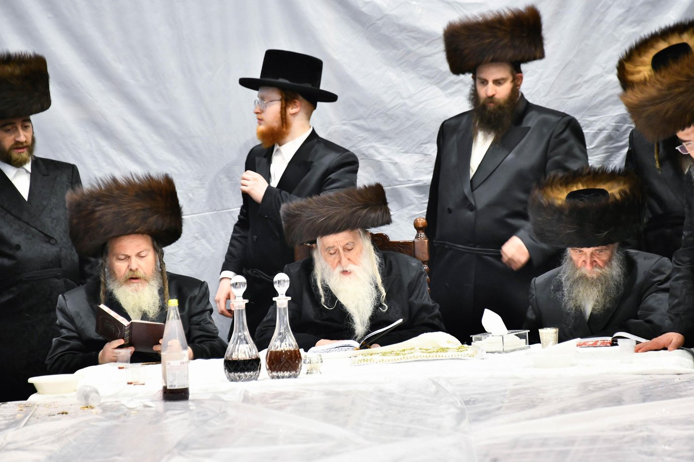 האדמו"ר ממכנובקא בעלזא בטיש נעילת החג