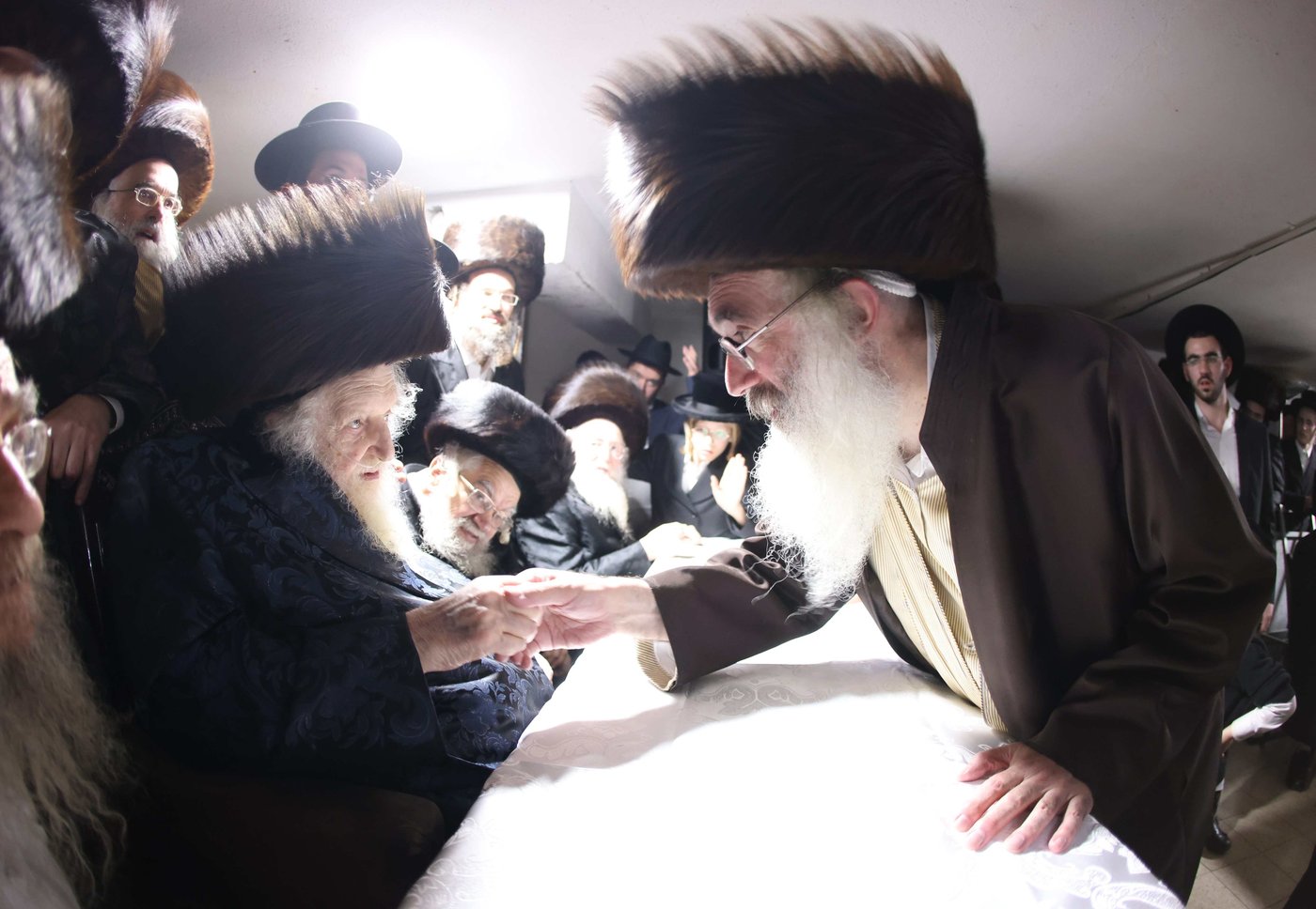 חג הפסח במעונו של הגר"מ שטרנבוך