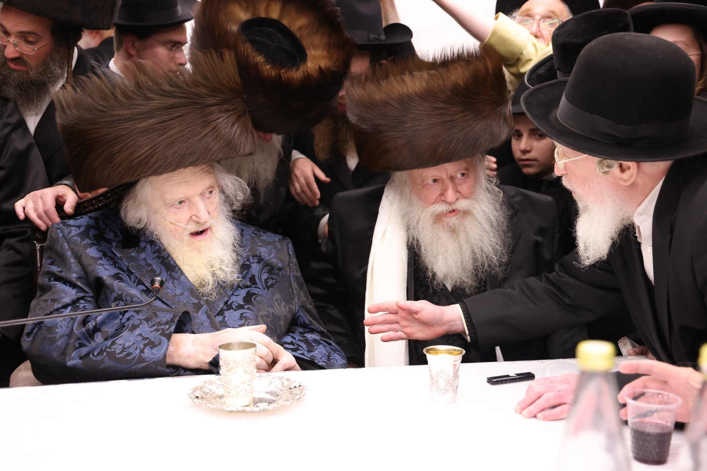 חג הפסח במעונו של הגר"מ שטרנבוך