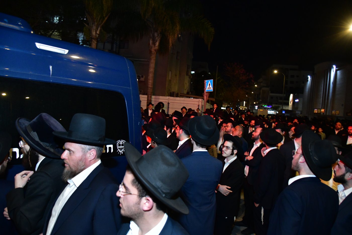 מסע הלויית הגר"א אלטמן זצ"ל