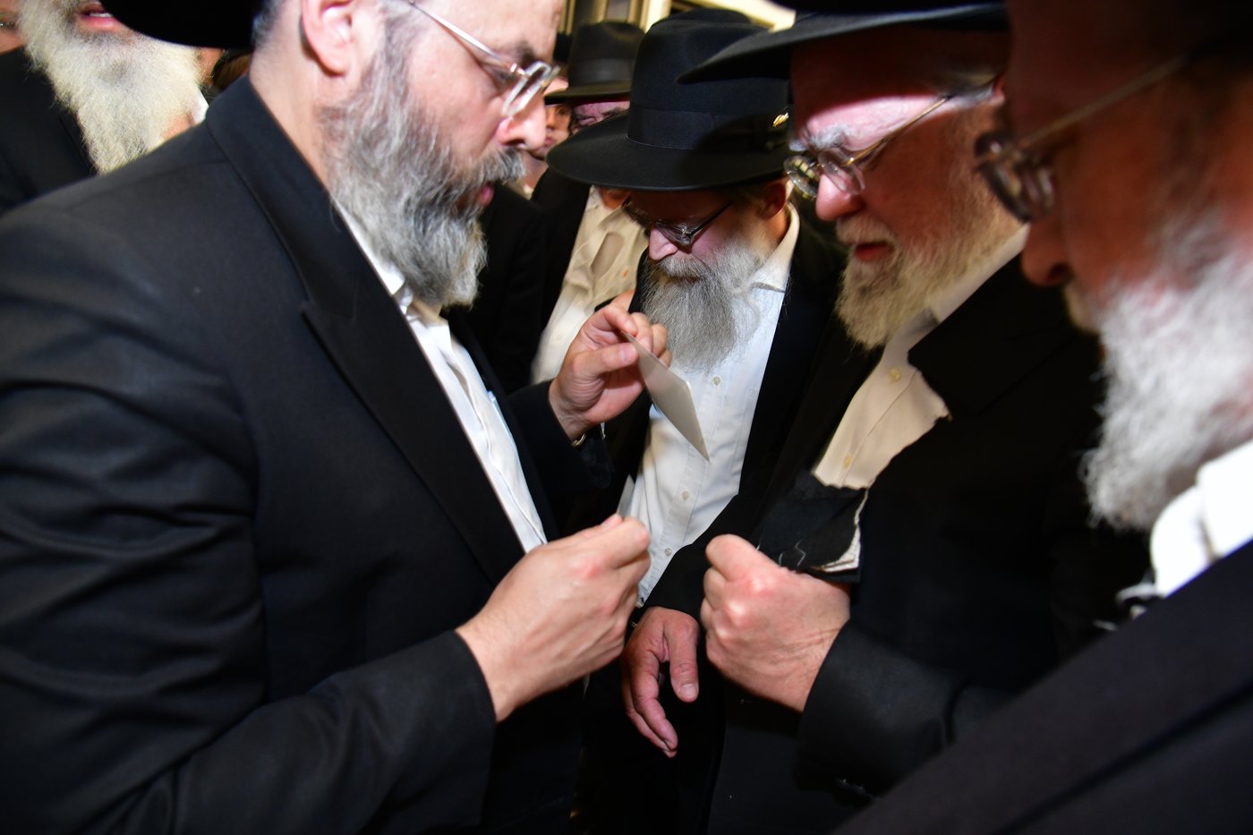 מסע הלויית הגר"א אלטמן זצ"ל