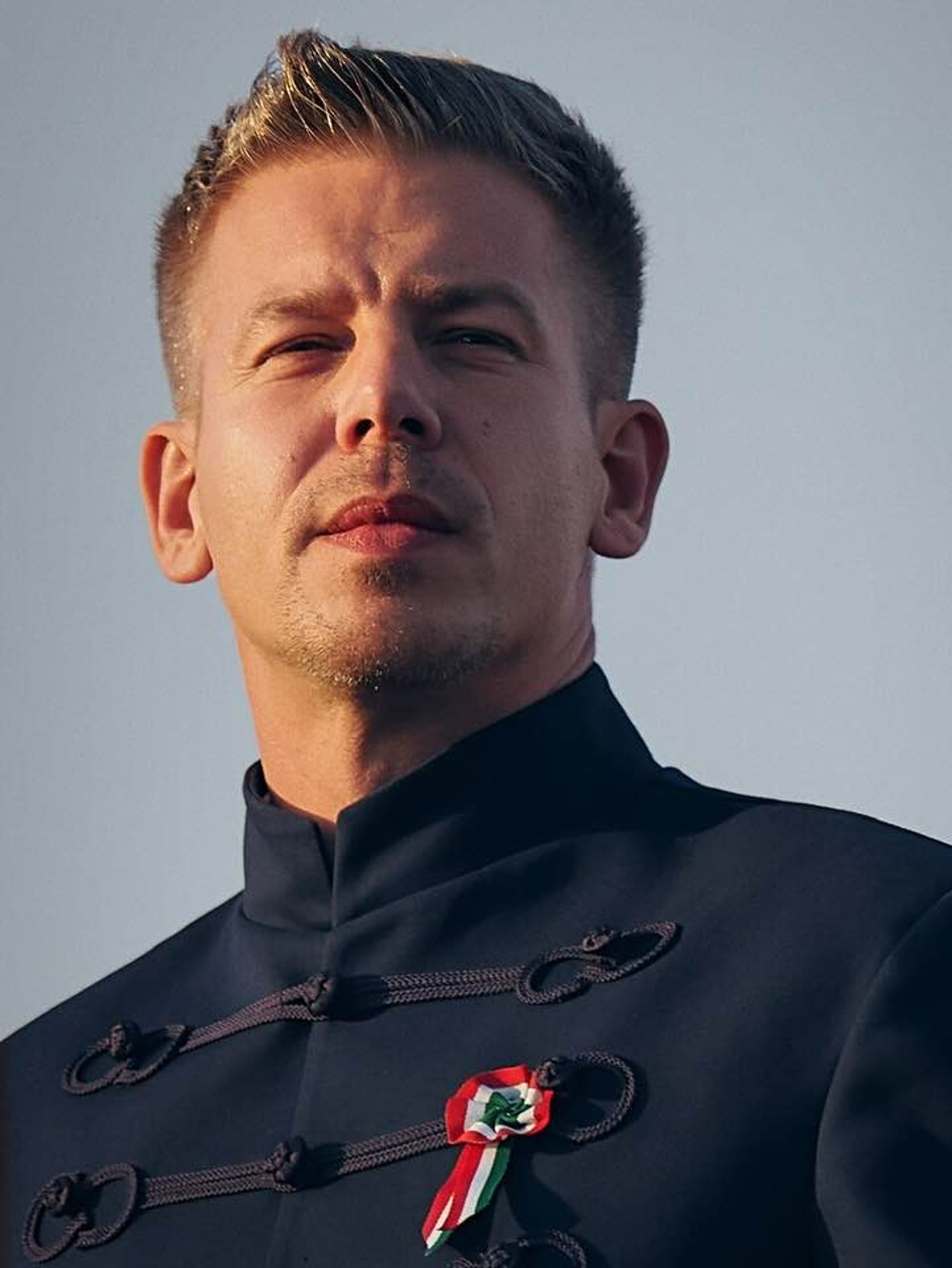 המנצח פטר מדיאר