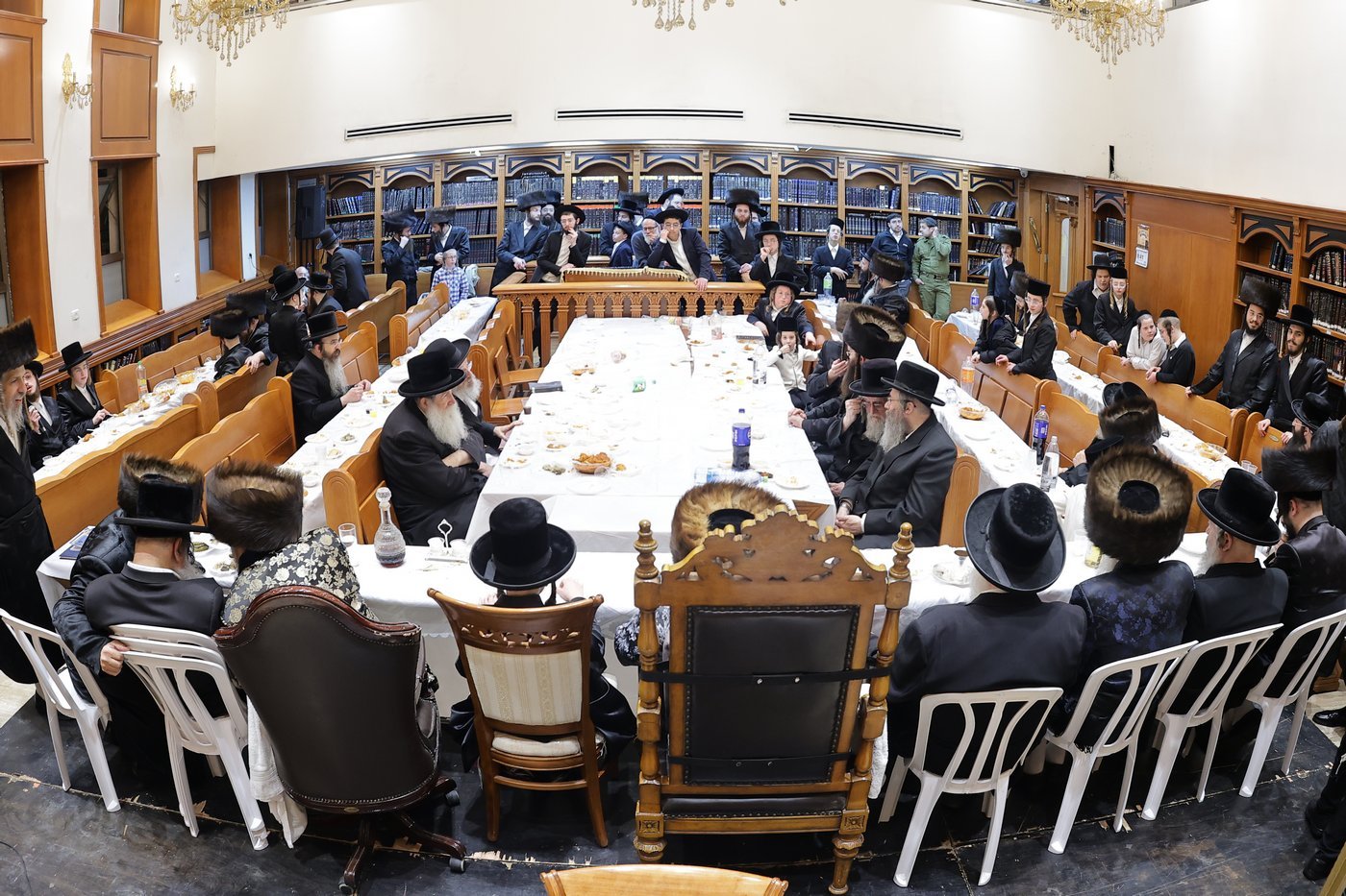 שמחת הבר מצווה בחצרות נדבורנה חיפה - האלמין