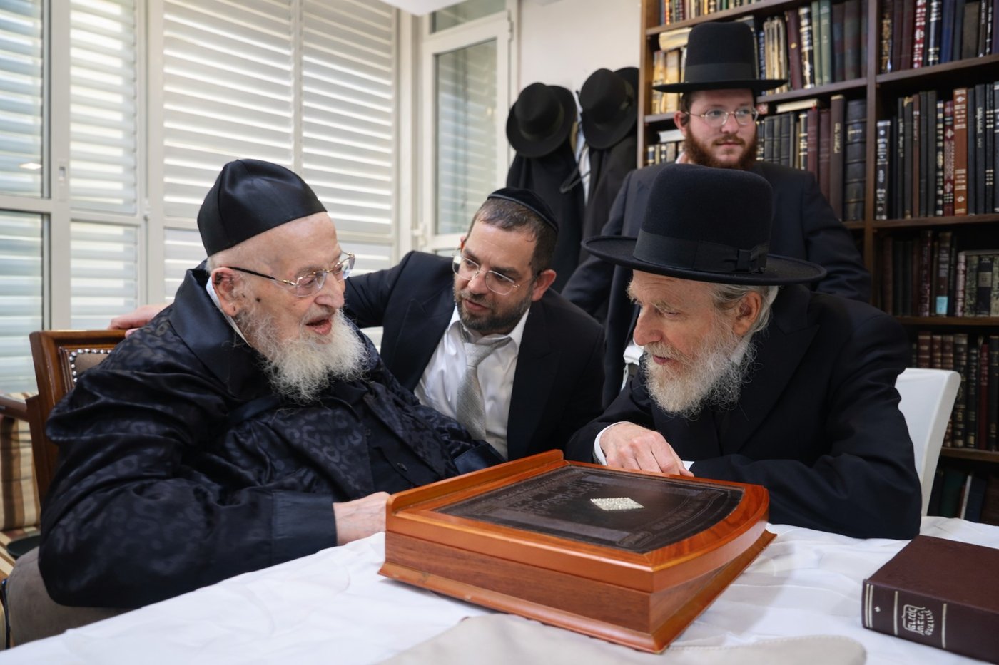 חג הפסח אצל הגרמ"צ ברגמן