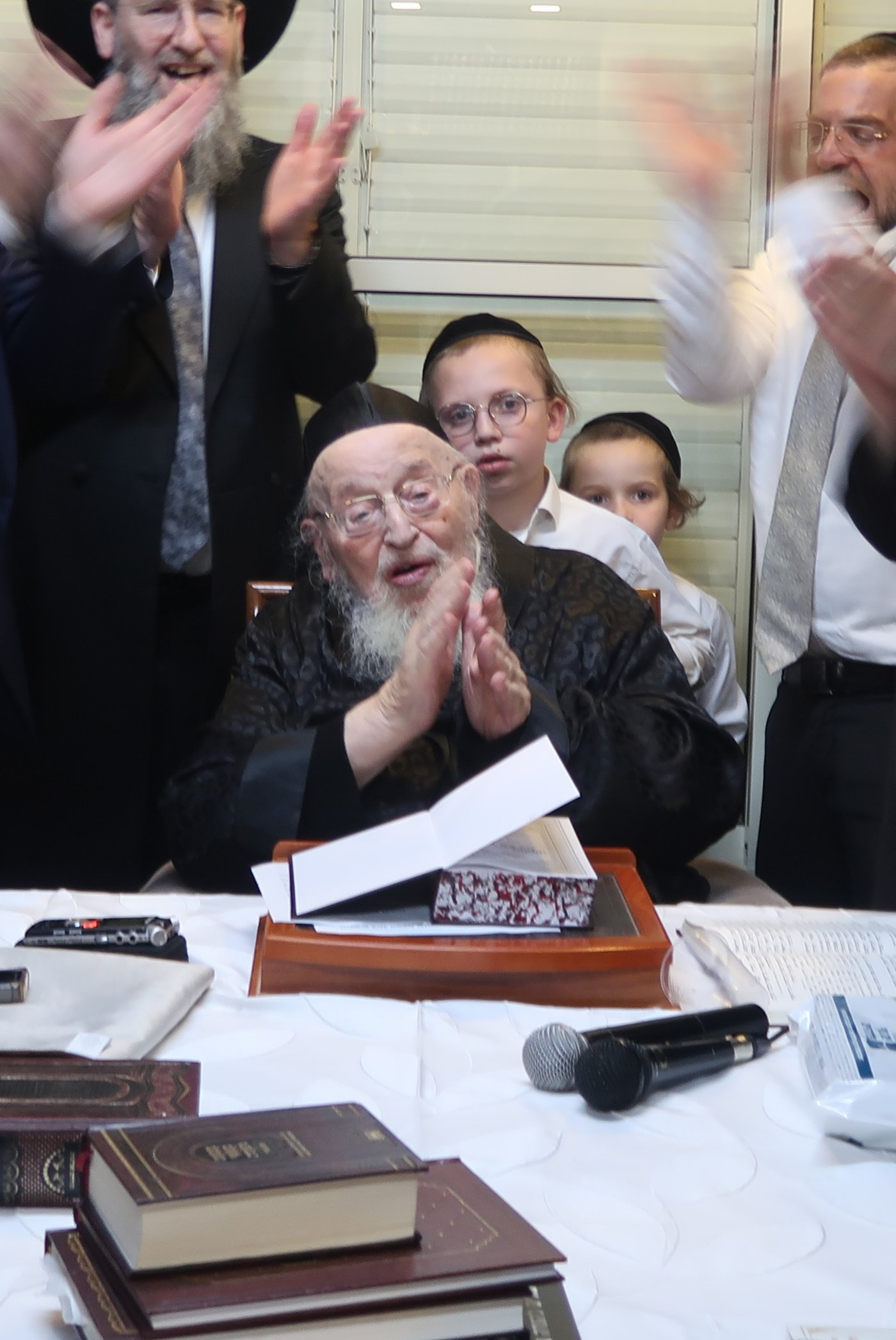 חג הפסח אצל הגרמ"צ ברגמן