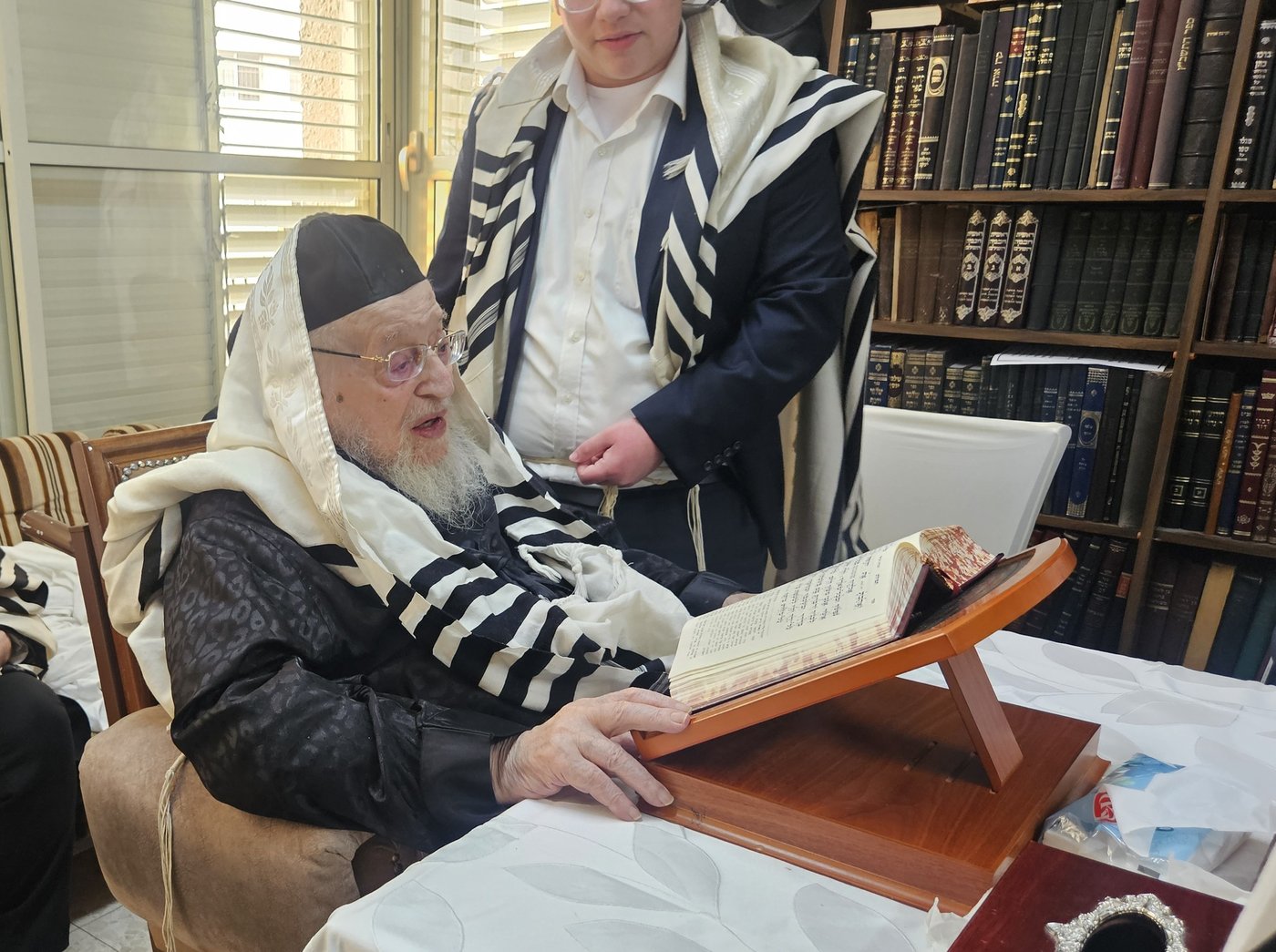 חג הפסח אצל הגרמ"צ ברגמן