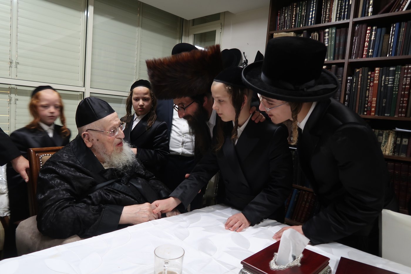 חג הפסח אצל הגרמ"צ ברגמן