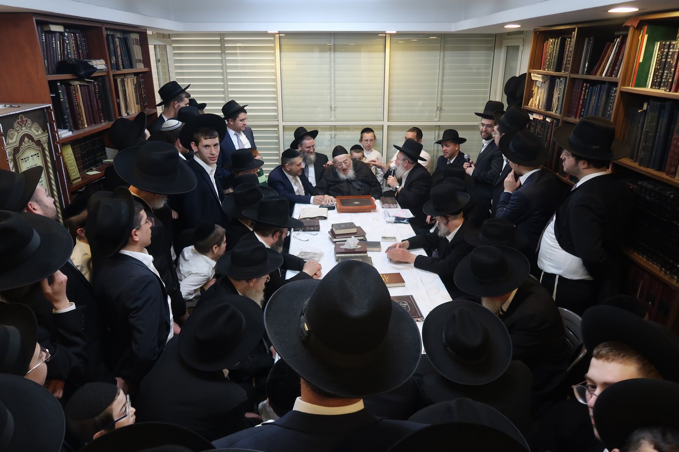 חג הפסח אצל הגרמ"צ ברגמן