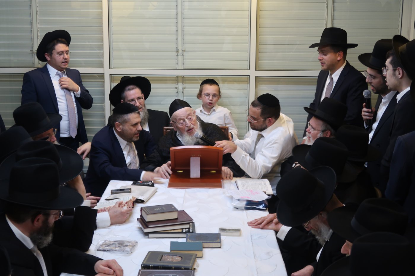 חג הפסח אצל הגרמ"צ ברגמן