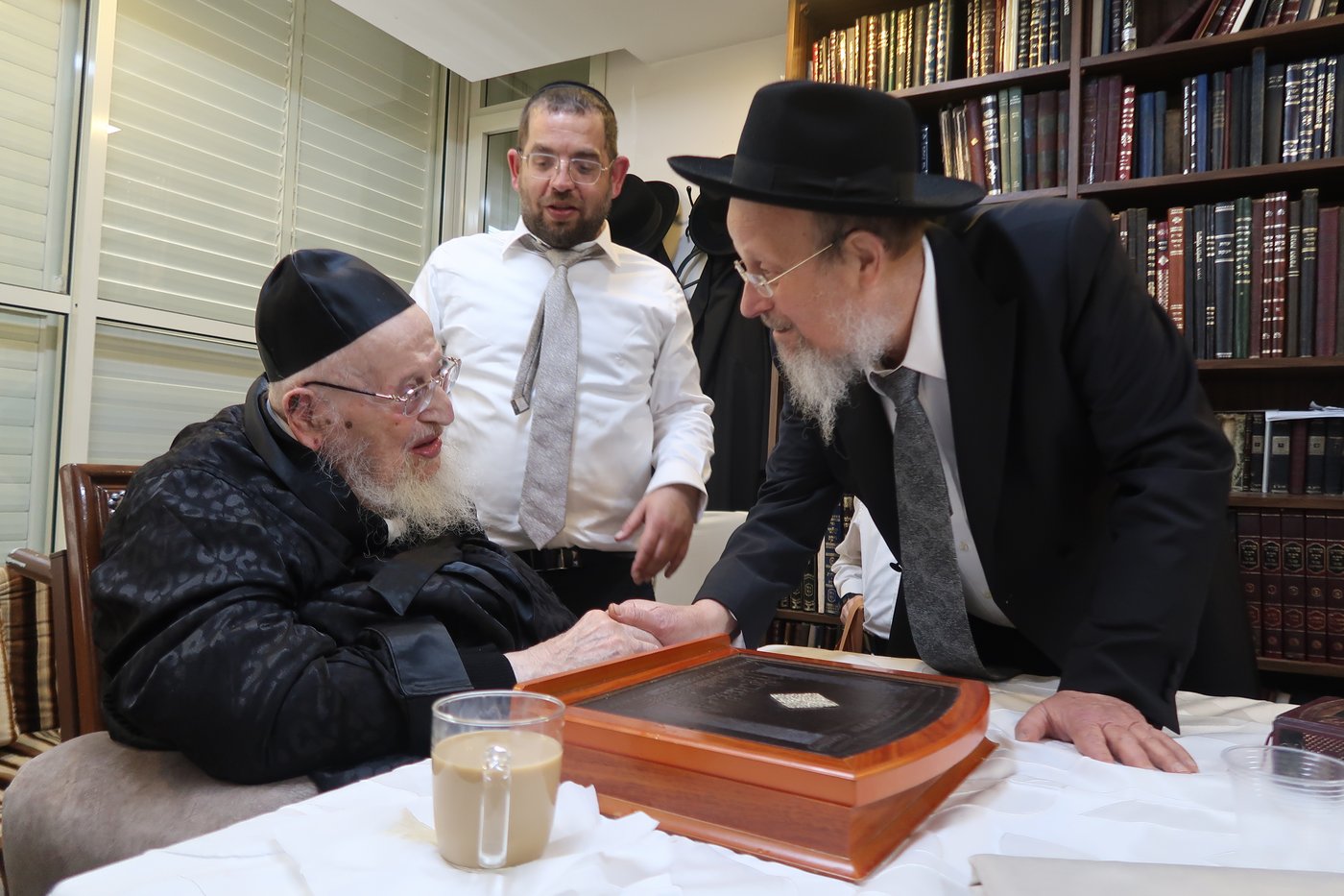 חג הפסח אצל הגרמ"צ ברגמן