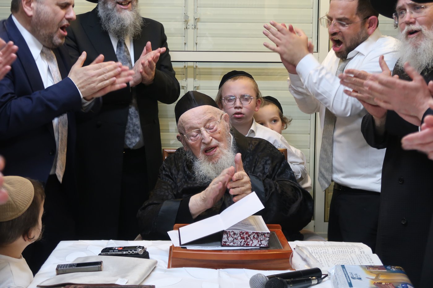 חג הפסח אצל הגרמ"צ ברגמן