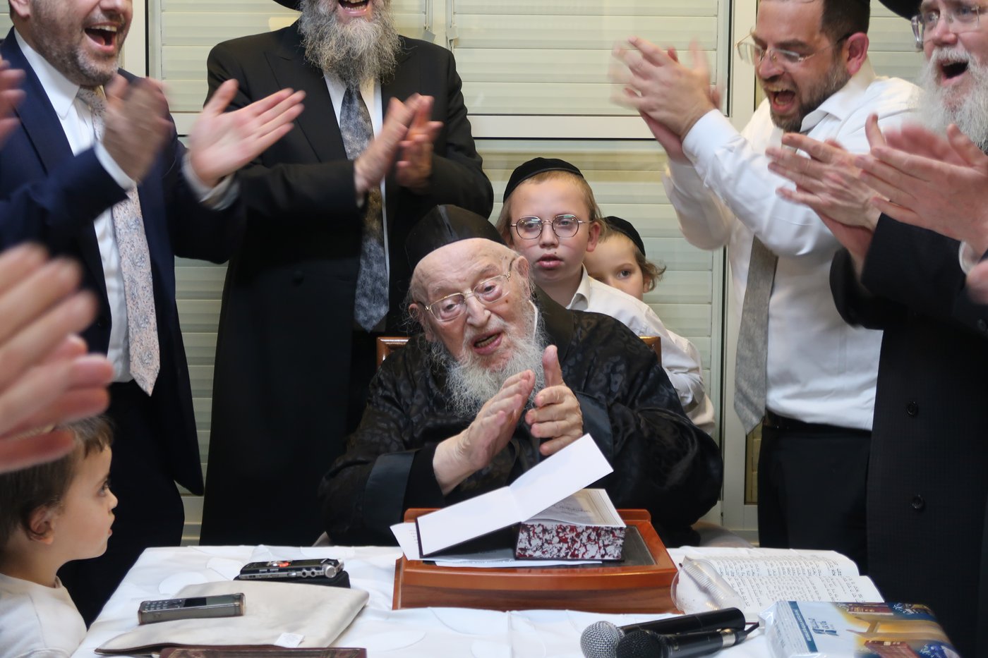 חג הפסח אצל הגרמ"צ ברגמן