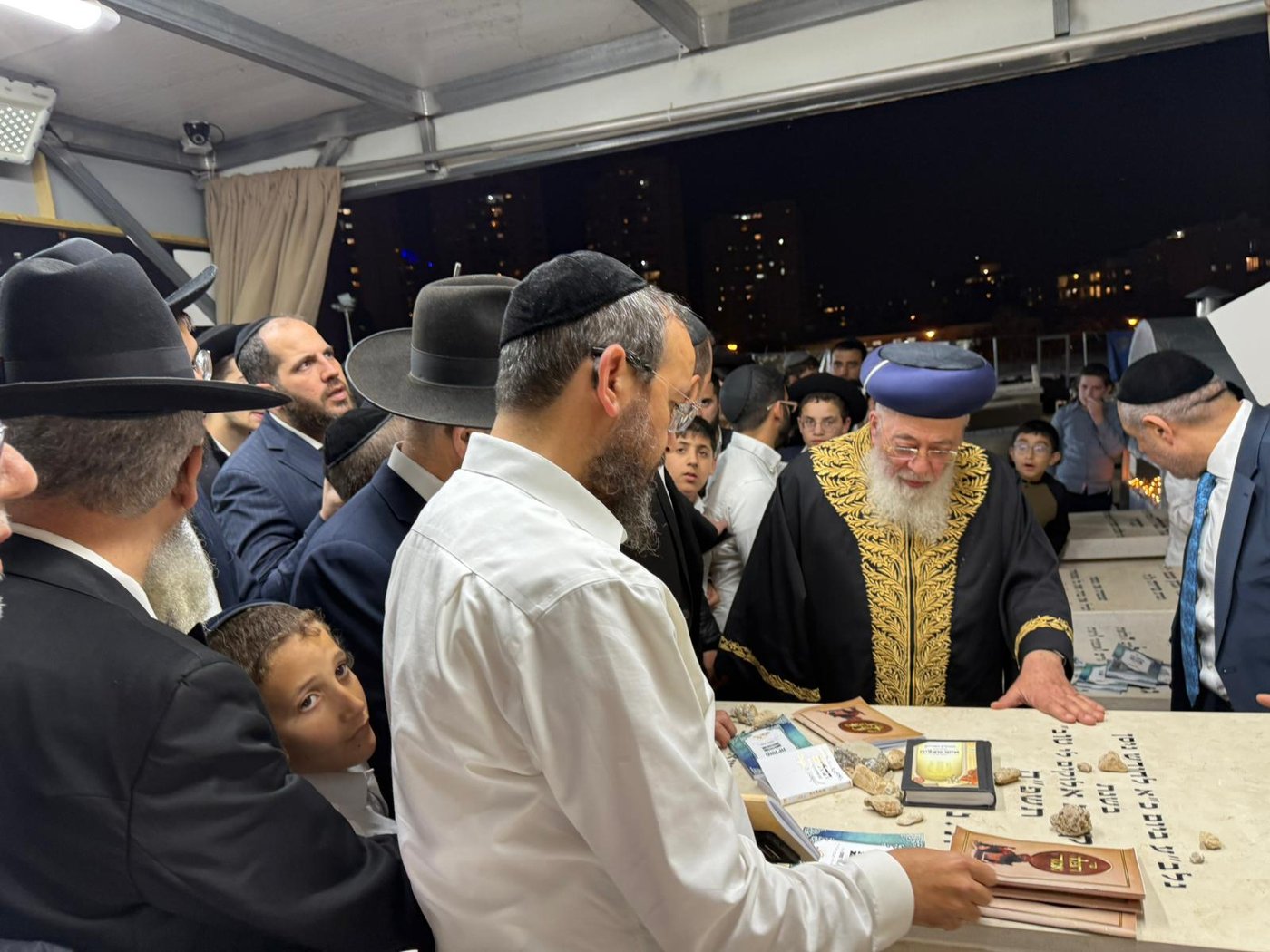 עליה לציון הגר"מ מאזוז זצ"ל