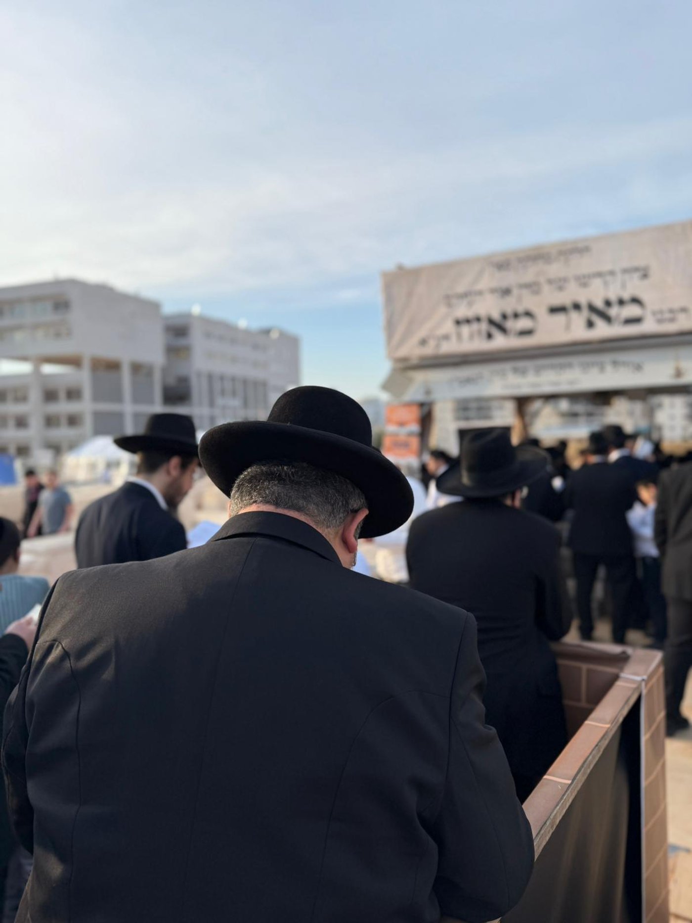 עליה לציון הגר"מ מאזוז זצ"ל