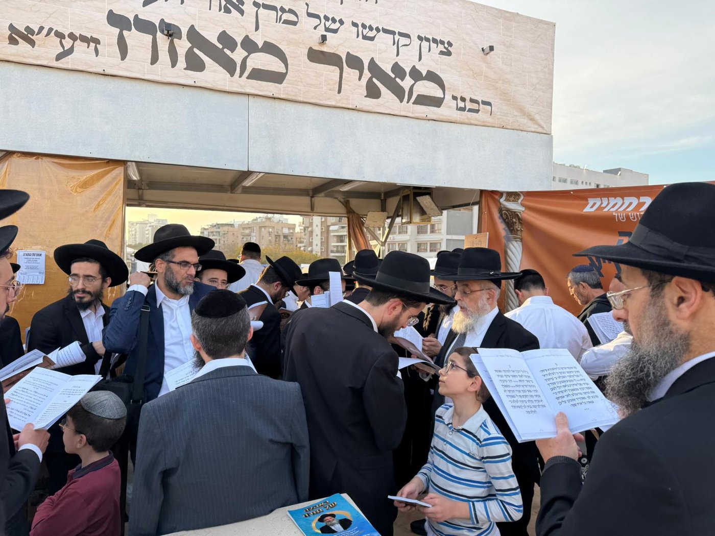 עליה לציון הגר"מ מאזוז זצ"ל