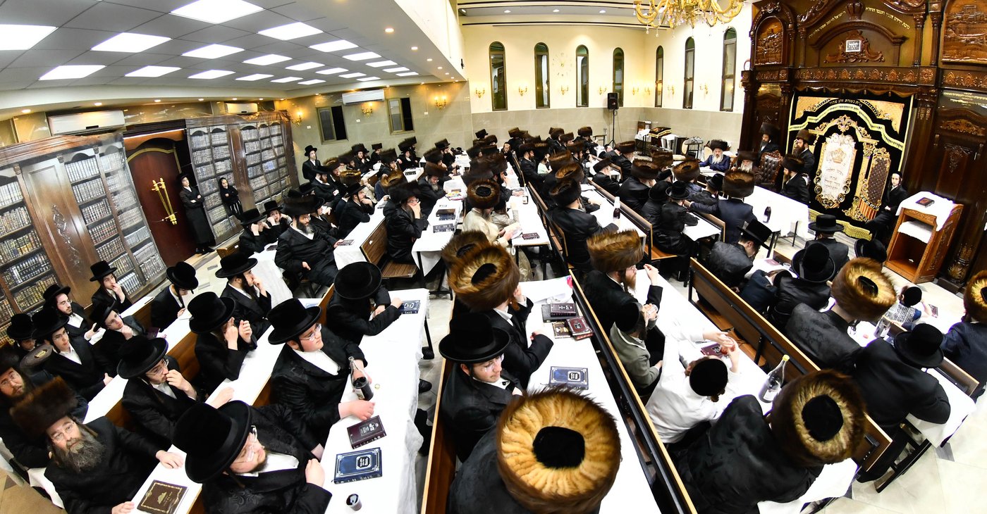 כינוס חסידי קרעטשניף י-ם בחוה"מ פסח