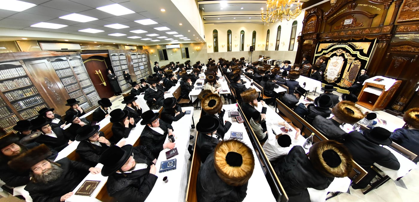 כינוס חסידי קרעטשניף י-ם בחוה"מ פסח